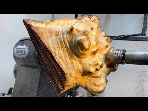 Woodturning: The Myrtle Kiss