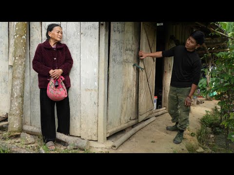 The older, single woman decided to leave, a reason that greatly surprised CEO Khang.