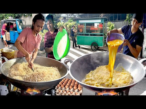 GIANT INDONESIAN 300 EGGS FRIED RICE MAKING | AMAZING NASI GORENG IN JAKARTA | INDONESIA STREET FOOD