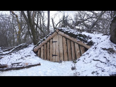 Building complete winter anglers dugout