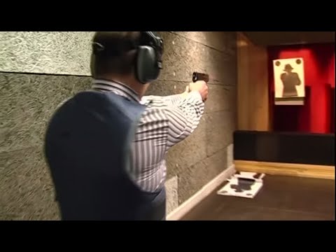 Super Flics vs. Grands Escrocs - La Brigade Financière