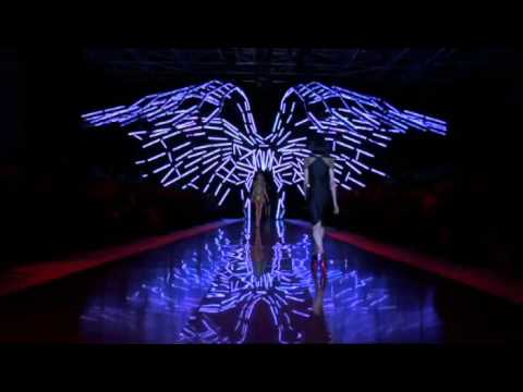 ♦ Alexander McQueen | Spring/Summer 2008: "La Dame Bleue" ♦
