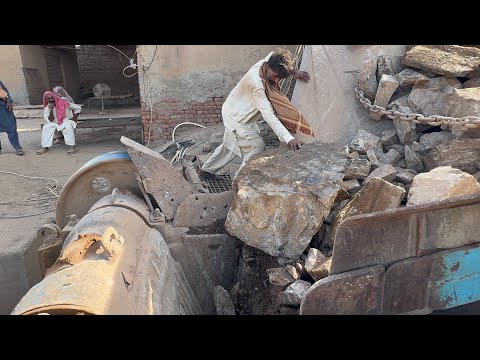 "Big Rock Crusher Machine: A Giant in Action"Big Rock Crushing: A Powerful Process"#stonecrusher 