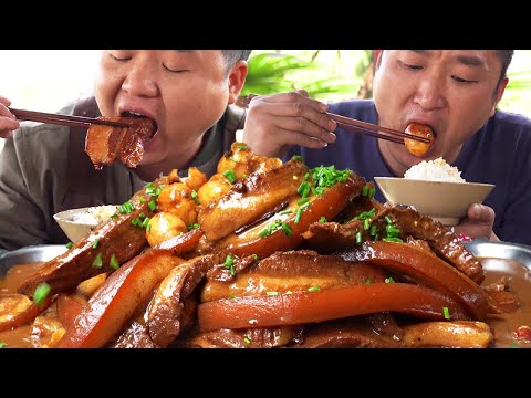 Lao'er made baozirou again, it tasted better than last time, not greasy at all