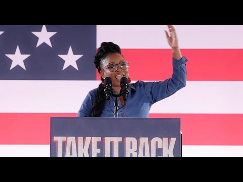 Jasmine Crockett, Gavin Newsom BLOW THE ROOF OFF in surprise rally