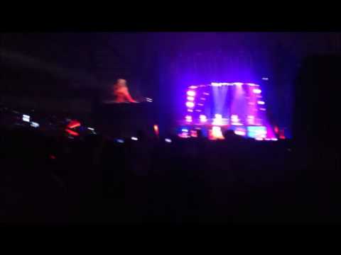 Red Tour @ Tacoma Dome 8/31/13