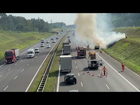 Wypadek - Pożar samochodu na autostradzie A1