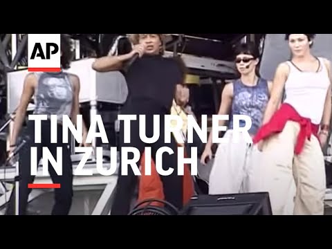 Tina Turner prepares to perform in Zurich on her last tour