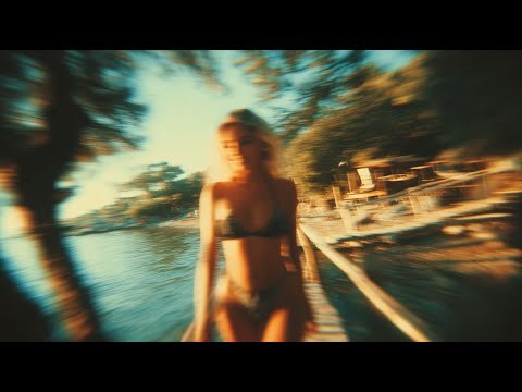 this is what a day with no plans sounds like. // ambient deep techno playlist