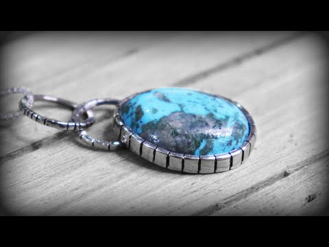 How to Make A Thick Bezel Necklace