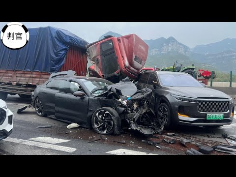 路怒症還敢別車？暴躁狠人直接教妳做人，結局令人舒適！#路怒症 #行车记录仪 #车祸现场