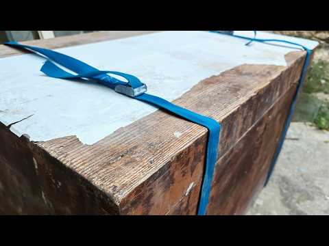 Ho Restaurato un antico baule, all'interno vecchi cimeli medici