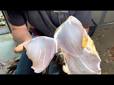 Flint-Knapping ANOTHER Tab of Some RAINBOW Coastal Rock!  “Spalling Coastal Flint”