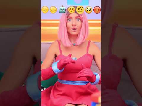 ¡Mommy Long Legs probando el desafío Emoji! #shorts