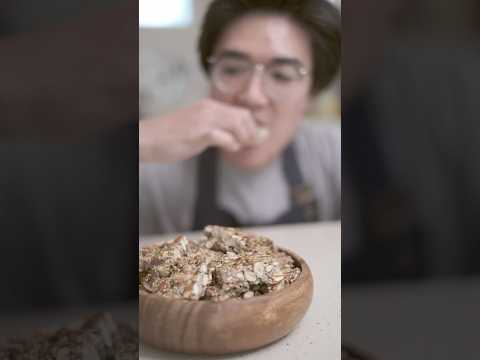 KOREAN SWEET NUT BARS