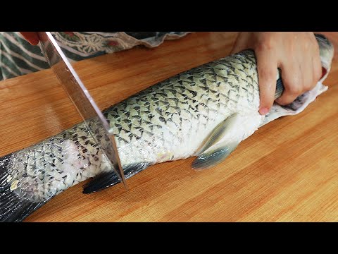 It turns out that it's so simple to pick the fishbone of grass carp.  let it taste like tofu.