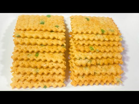 苏打饼干不用买，余姐教你在家做，简单易学，做好后比买的好吃Ms Yu shares the recipe for two types of salted and sweet crackers