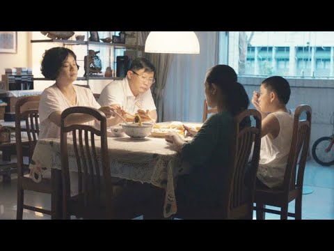 这可能是新加坡近年最卖座电影，一上映便横扫金马奖，真实拍出萧条经济下的家庭困境！