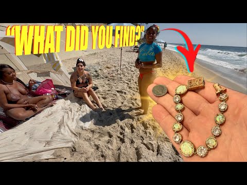 Metal Detecting After BIG Ocean Swells Reveals Deep Hidden Treasures!