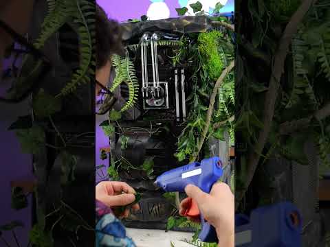 Zbudowałem szalony komputer w dżungli! #shorts
