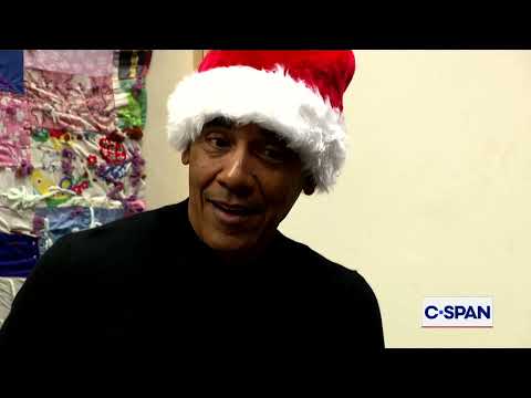 Former President Obama Surprises Kids at Chicago Public Library