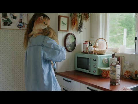 It Rained All Week… Here’s How I Kept the Cottage Cozy #40