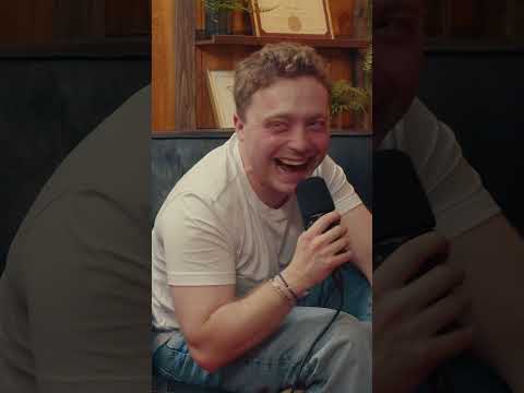 "You give me head-popping vibes..." - Lizzo