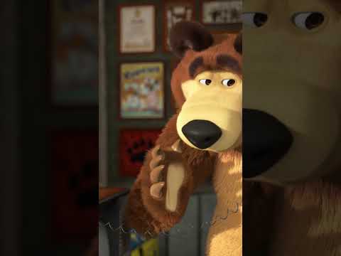 ماذا عرض الدب؟ 🌷 mashabeararabic #shorts #arabic #mashaandthebear