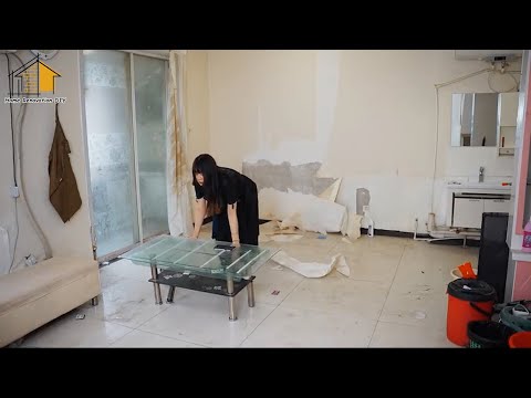 Su madre le cortó el subsidio mensual y la echó de la casa. La joven renovó su antiguo apartamento