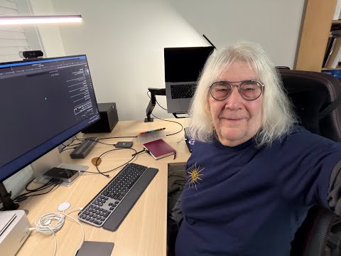 Desk Setup   SD 480p