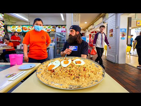 FINISH THE MASSIVE FRIED RICE CHALLENGE AT THIS MARKET IN SINGAPORE AND WIN $100! | BeardMeatsFood