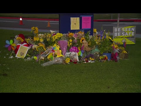 Encinitas community showing support in wake of 12-year-old's tragic death