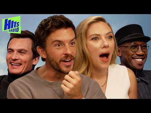 Scarlett Johansson & Jonathan Bailey Talk Red Flags & Take A Dinosaur Quiz | Jurassic World: Rebirth