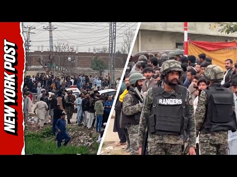 Suicide Bomber Kills At Least 31 in Pakistan's Capital