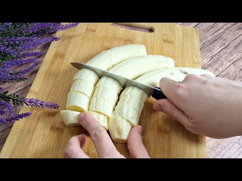 Banana and Cocoa Dessert. Only 4 Ingredients. No Added Sugar or Flour.