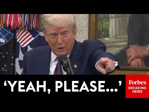 BREAKING NEWS: Trump Takes Multiple Questions From Reporters In Oval Office After Apple Announcement