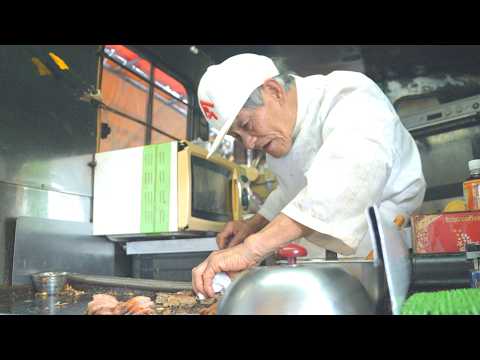 The story of a kind-hearted grandpa who made hot dogs for 50 years