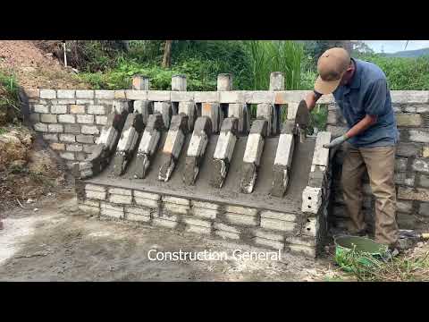 Construct A Large-Capacity Spillway Dam With 8 Extremely Powerful Sluice Gates.