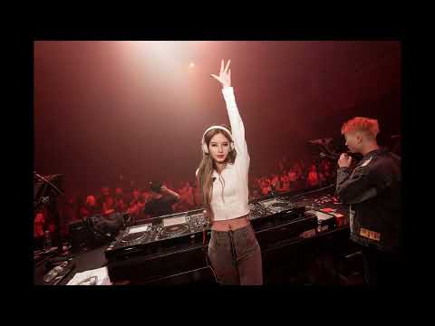 DJ OLI 18岁就到东南亚 2024抖音经典 偷偷的爱上你-浪子闲话-笑纳-天诺有情-恋曲1990