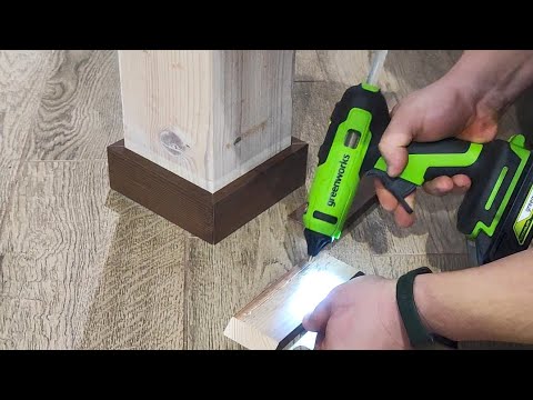 How to decorate a column in the living room