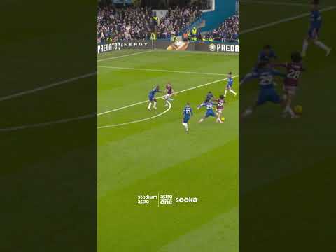 Stephen Warnock questions Wesley Fofana's decision making!