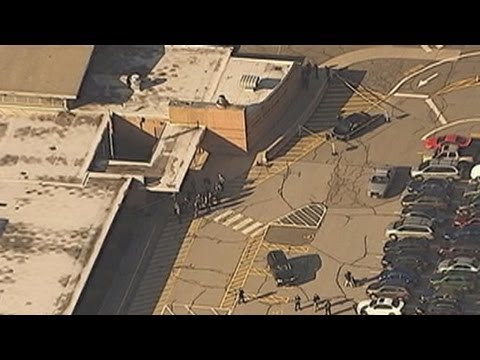 Newtown Buries First School Shooting Victims