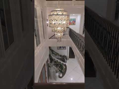 Santa's $8,000,000 Michigan Lake House #youtube #realestate #fyp #shorts #shortvideo #christmas