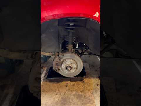 It’s running! Manual swap ✅ #volvo850 #volvo #850r