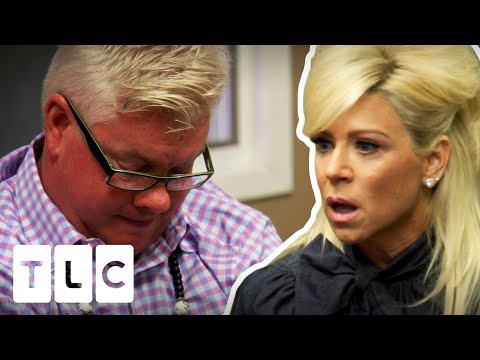 "Hocus Pocus" Skeptic Changes Mind After Meeting Medium Theresa Caputo! | Long Island Medium