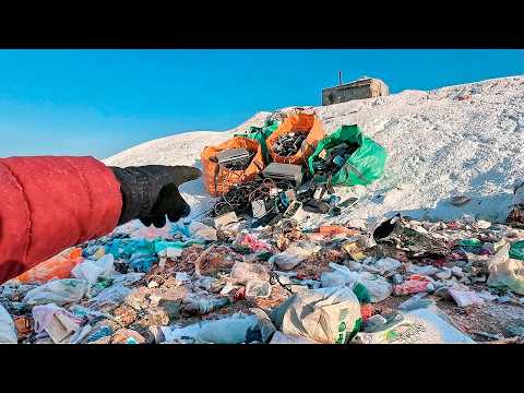 Winter Dump is Full of TECH! You Won't Believe What I Found