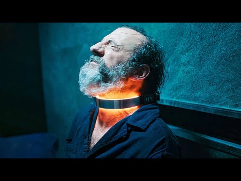 Мужчина выживает в УМНОЙ ТЮРЬМЕ, страдая от 70°С ЖАРЫ и множества ловушек [краткий пересказ]