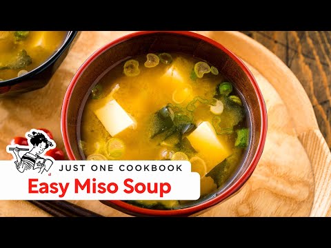 Learn to Make Classic Miso Soup! 味噌汁