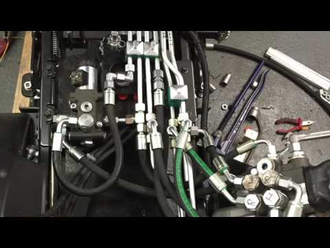 Rasentraktor John Deere X 305 R mit Fronthydraulik