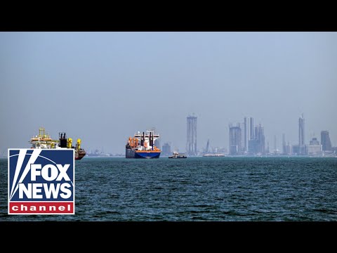 Reopening Strait of Hormuz could take WEEKS, expert warns